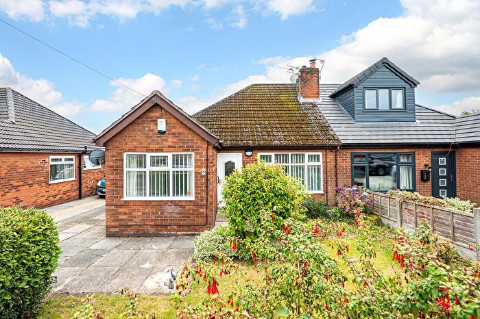 3 Bedroom Semi-Detached Bungalow For Sale In Lynton Road, Hindley, WN2