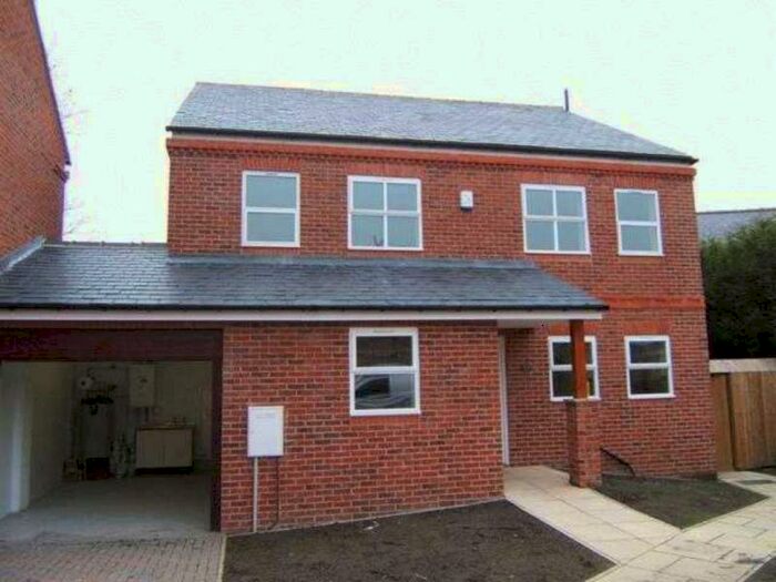5 Bedroom Detached House To Rent In Chapel Yard, Colton, Leeds, LS15