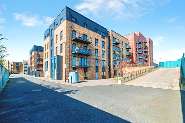 1 Bedroom Flat For Sale In Thomas Blake Avenue, Southampton, Hampshire, SO14