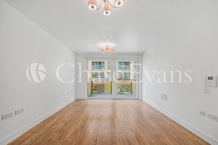 1 Bedroom Flat For Sale In Greenland Place, Pell Street, Surrey Quays, London, SE8