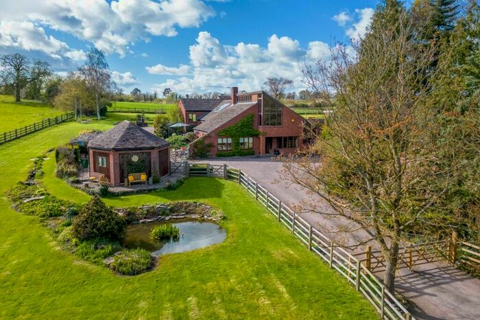 4 Bedroom Detached House For Sale In Dove Lane, Temple Grafton, B49