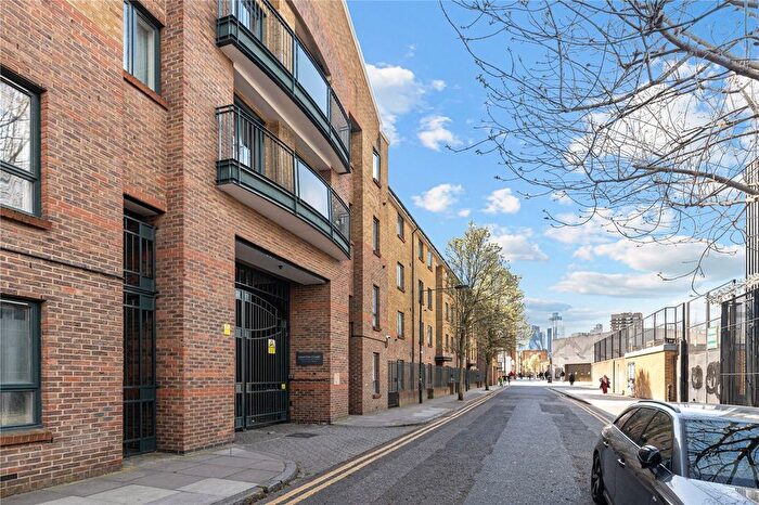 1 Bedroom Flat To Rent In Durward Street, London, E1