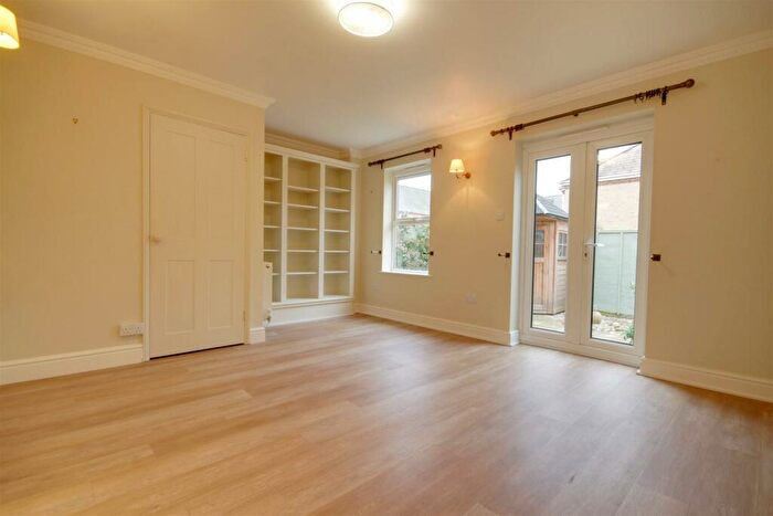 3 Bedroom Terraced House For Sale In Cootes Meadow, St. Ives, PE27