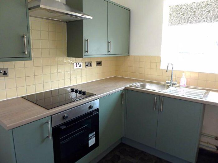 1 Bedroom Flat To Rent In , Castle Street, Llangollen, LL20