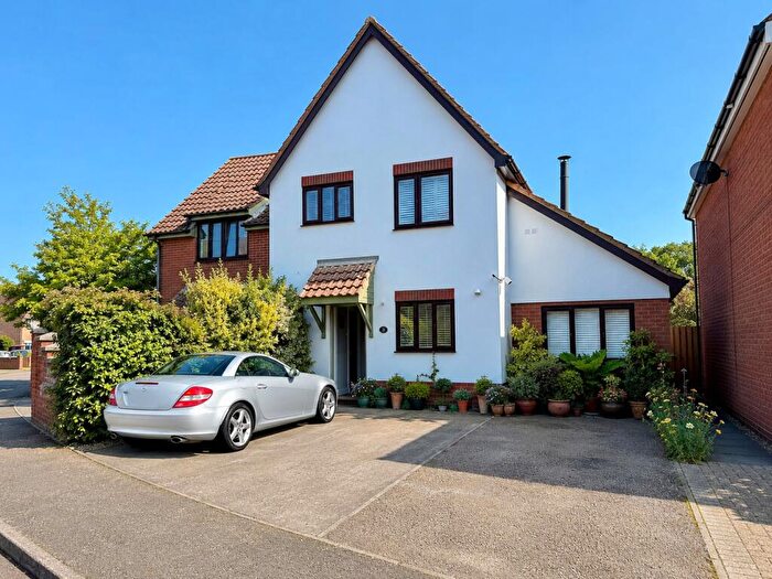 3 Bedroom Semi Detached House For Sale In Parsons Hill, Hollesley, Suffolk Heritage Coast, IP12