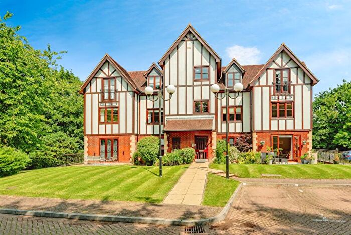 2 Bedroom Apartment For Sale In Wonham Place, Godstone, RH9