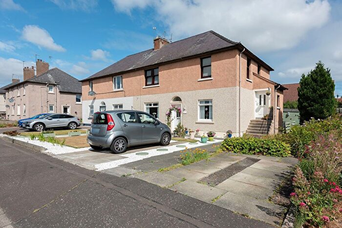3 Bedroom Flat For Sale In Eldindean Terrace, Bonnyrigg, EH19