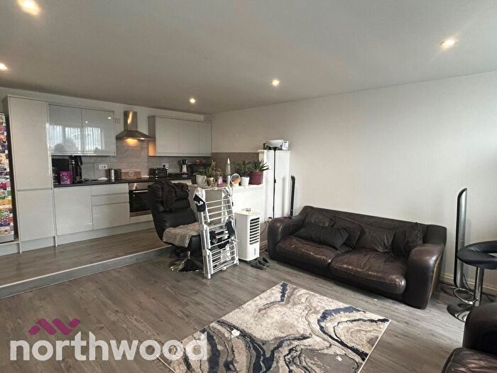 2 Bedroom Flat For Sale In North House, Southport, PR8
