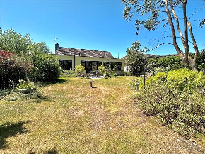 4 Bedroom Bungalow For Sale In Oaks Drive, St. Leonards, Ringwood, Dorset, BH24