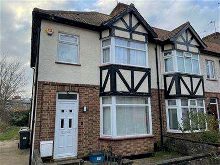 3 Bedroom End Of Terrace House To Rent In Essex Road, Borehamwood, WD6