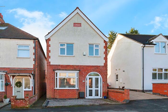 3 Bedroom Detached House For Sale In Bowling Green Road, Hinckley, LE10