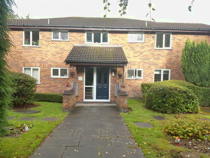 1 Bedroom Apartment To Rent In Brackenwood Mews, Cheshire, SK9