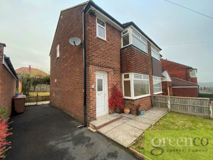 3 Bedroom Semi-Detached House To Rent In Lawefield Crescent, Clifton, Salford, M27