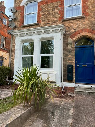 1 Bedroom Flat To Rent In Blackall Road, Exeter, EX4