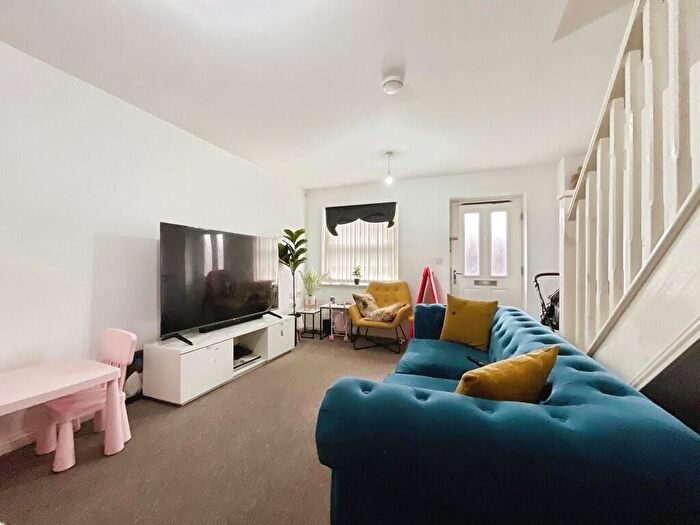 2 Bedroom Terraced House To Rent In Carholme Road, Lincoln, LN1