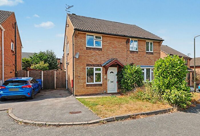 2 Bedroom Semi-Detached House For Sale In Langdale Close, Holme Hall, Chesterfield, S40