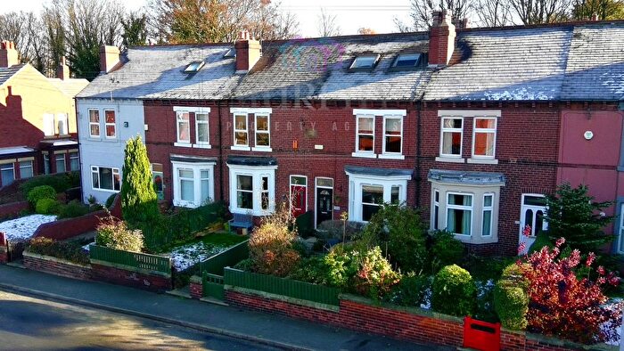 4 Bedroom Terraced House For Sale In Oakenshaw Lane, Walton, Wakefield, West Yorkshire, WF2