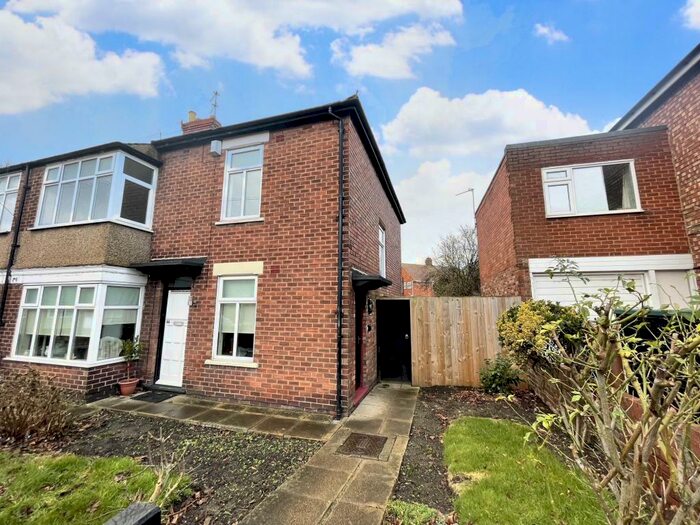 2 Bedroom Flat To Rent In Wooler Avenue, North Shields, NE29