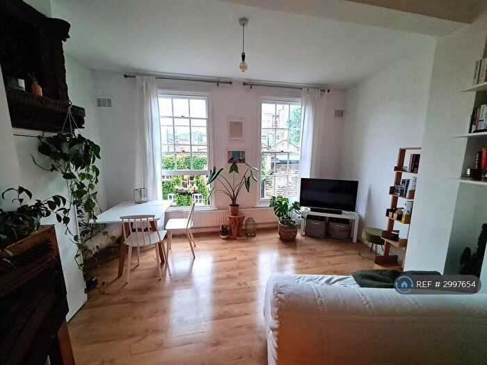 1 Bedroom Flat To Rent In Rheidol Terrace, London, N1
