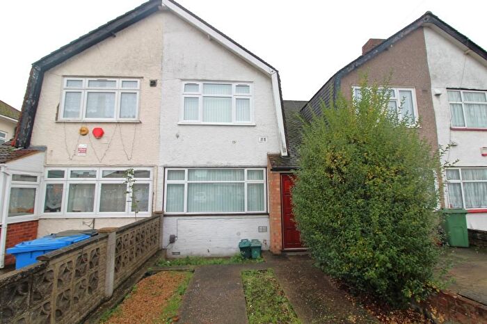 2 Bedroom Terraced House To Rent In Malvern Road, Harlington, UB3