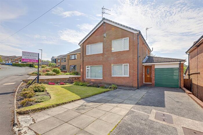 3 Bedroom Detached House For Sale In Redwood Drive, Rawtenstall, Rossendale, BB4