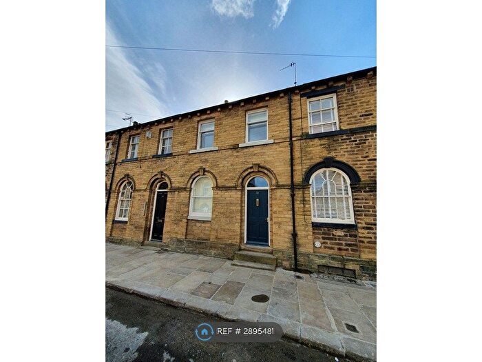 1 Bedroom Terraced House To Rent In Caroline Street, Saltaire, BD18