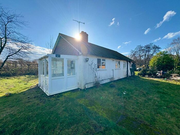 2 Bedroom Bungalow For Sale In Mill Lane, Ripley, Surrey, GU23