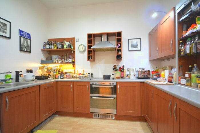 2 Bedroom Flat To Rent In Lexington Place, Plumptre Street, Nottingham, NG1