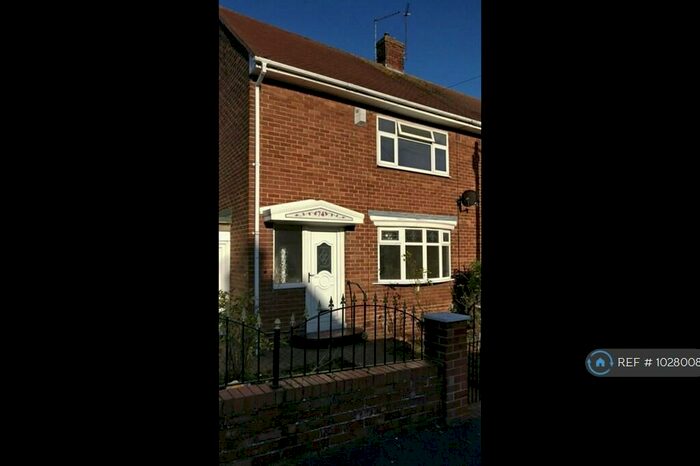 2 Bedroom Semi-Detached House To Rent In Thistle Road, Sunderland, SR3