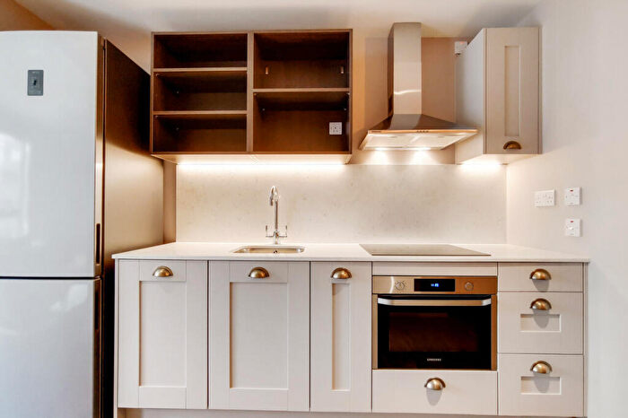Apartment To Rent In Canada Gardens, Wembley, HA9