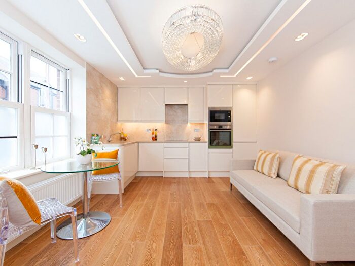 1 Bedroom Flat For Sale In Dawes Road, London, SW6