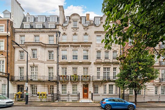 1 Bedroom Flat To Rent In Upper Brook Street, London, W1K