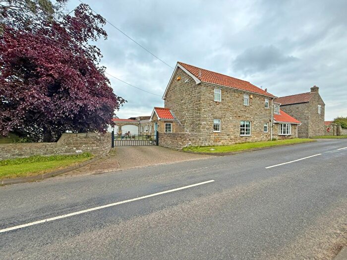 3 Bedroom Detached House For Sale In Newlands Road, Cloughton, Scarborough, YO13