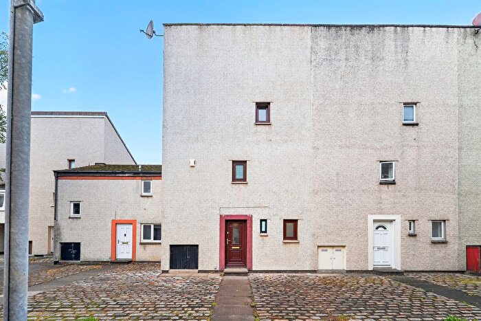 4 Bedroom Terraced House For Sale In Moorfoot Place, Bourtreehill South, Irvine, KA11