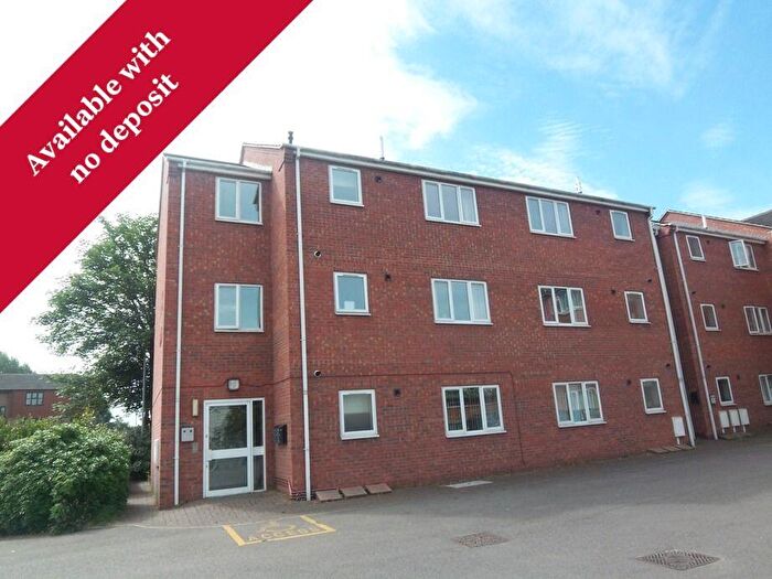 2 Bedroom Flat To Rent In University Court, Grantham, NG31