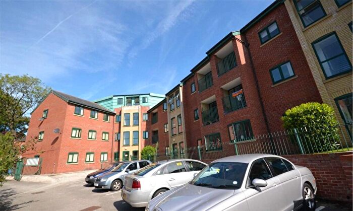 2 Bedroom Apartment To Rent In Plymouth Point, Longsight, Manchester, Manchester, M13