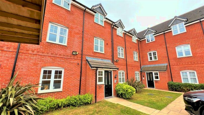 2 Bedroom Apartment To Rent In Raddlebarn Road, Birmingham, B29