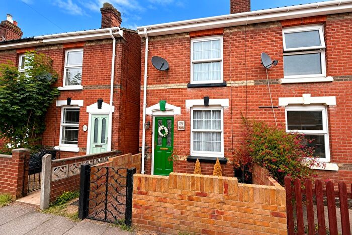 3 Bedroom Semi-Detached House For Sale In Canterbury Road, Colchester, CO2