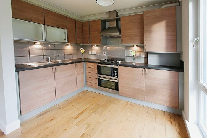 2 Bedroom Flat To Rent In Barleyhill Terrace, Edinburgh, EH6