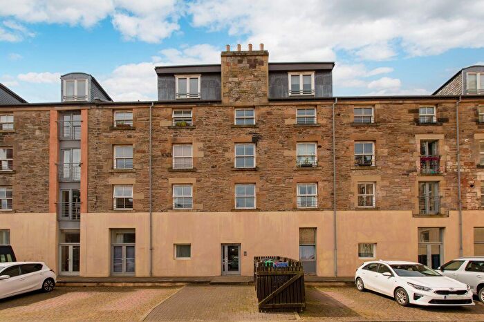 1 Bedroom Flat For Sale In / Hermand Crescent, Edinburgh, EH11