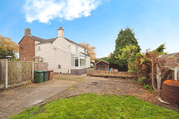 2 Bedroom Cottage For Sale In Hill Street, Newhall, Swadlincote, DE11