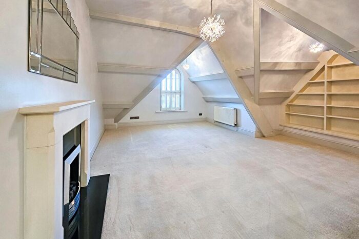 1 Bedroom Apartment For Sale In Moor Park, Beckwithshaw, HG3