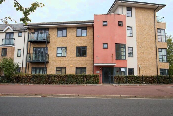 2 Bedroom Flat To Rent In Chariot Way, Cambridge, CB4