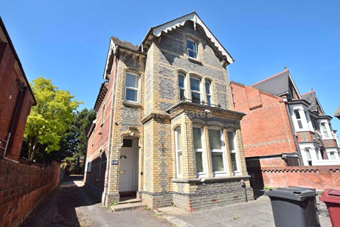 6 Bedroom Detached House To Rent In Wokingham Road, Reading, RG6