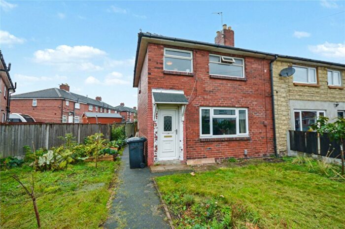 3 Bedroom Semi-Detached House For Sale In Throstle Avenue, Leeds, West Yorkshire, LS10