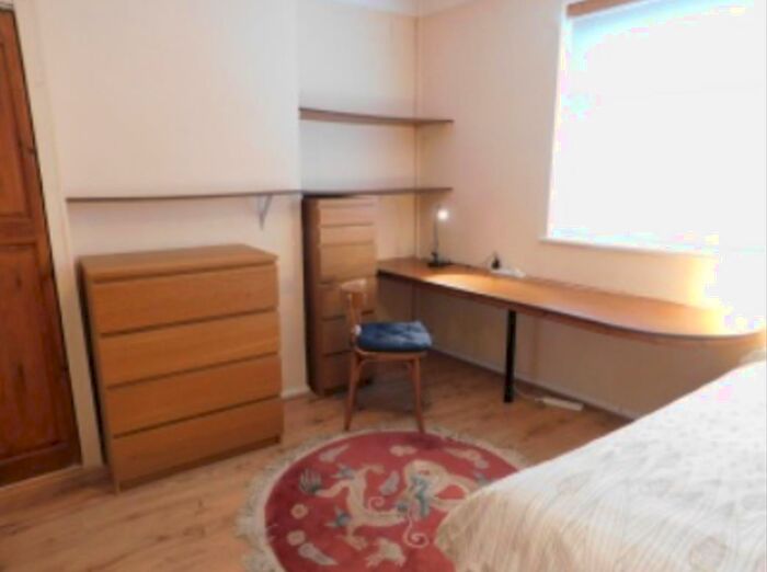 4 Bedroom House To Rent In Guildford Road, Portsmouth, PO1