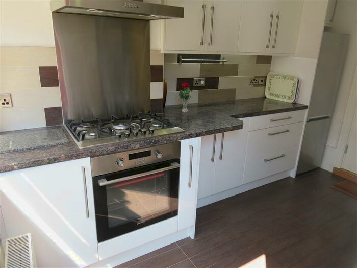 3 Bedroom House To Rent In Clare Road, Cardiff, CF11