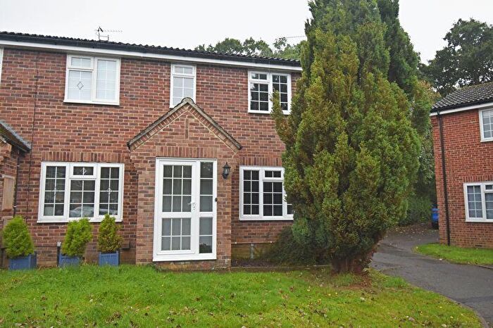3 Bedroom Semi Detached House To Rent In Birchwood, Chineham, RG24