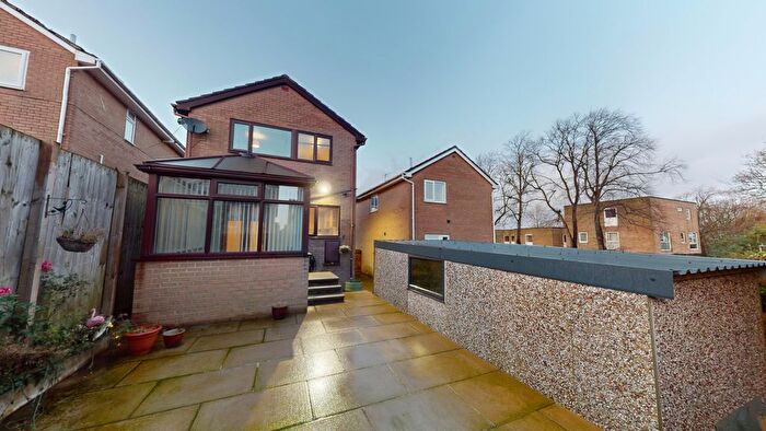 3 Bedroom Detached House To Rent In Deanery Gardens, Eccleshill, BD10