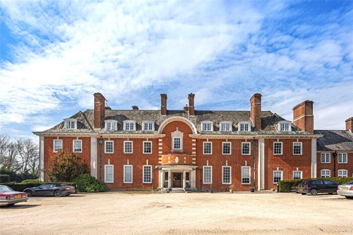 2 Bedroom Flat To Rent In Brantridge Lane, Balcombe, Haywards Heath, West Sussex, RH17